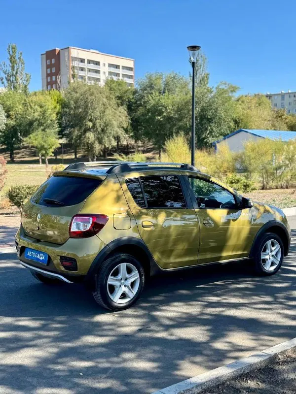 🇫🇷 renault sandero stepway 💰цена: 950 000р 🏢город: мариуполь 📅год выпуска: 2015 🧾пробег: 114 691 км. ⚙️двигатель: 1.6 8v ⛽топливо: бензин ⚙️кпп: механика 📞 телефон: +7-949-727-41-51 +7-989-263-55-56 +7-949-551-91-52 💾 описание: комфортный, вместительный автомобиль с высоким клиренсом и большой надёжностью, всё время обслуживался у официального дилера строго по регламенту. ✅ состояние нового автомобиля! ✅ один владелец, птс оригинал. ✅ оригинальный пробег. ✅ родная краска 100% ✅ хорошая комплектация. надежный двигатель renault к7м 1.6 8-ми клапанный, простой и надёжный, коробка переключает идеально. салон как в новой машине. вложений не требует никаких. кондиционер ❄️, полный электропакет, гур, abs, птф, центральный замок, рейлинги на крыше, круиз-контроль, подогрев сидений. улица шевченко 269 🏦 возможна продажа в кредит по двум документам. - фотография - 4