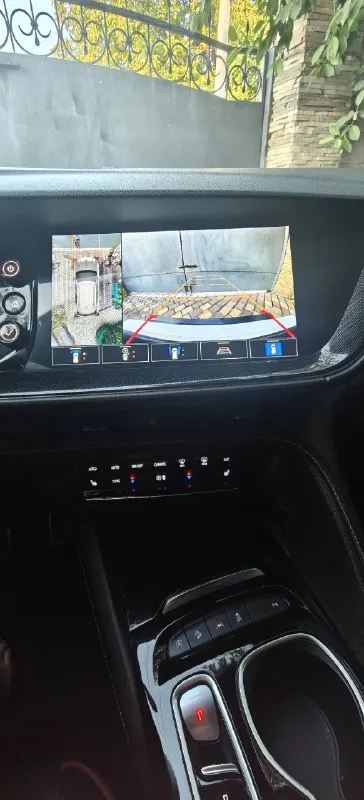 Продам buick envision st 2022г. в. двигатель 2.0т коробка автомат 9ст. пробег 36тыс. 2 ключа полный привод, двойное остекление, кожаный салон, проекция, помощь при спуске, start-stop, удаленный запуск с брилка, открытия багажника с помощью ноги, музыка base, проекция, камера 360, двухтонный климат, подогрев руля, подогрев передних и задних сидений, вентиляция сидений, парктроник перед и зад, удержание в полосе, предупреждения при столкновение, мульти руль, датчик дождя, датчик света авто дальний, датчики слепых зон, лазерная оптика, usb, tipe-c, apple car play, android auto, датчики давления шин и многое другое. по таким вопросам как где брать запчасти и все такое все есть в свободном доступе, мотор, ходовая, коробка все это устанавливалось так же на cadillac xt4-xt5 г. стаханов +79595037666 цена 3 500 000₽ 📞 звоните: +7(959)5037666 - фотография - 7