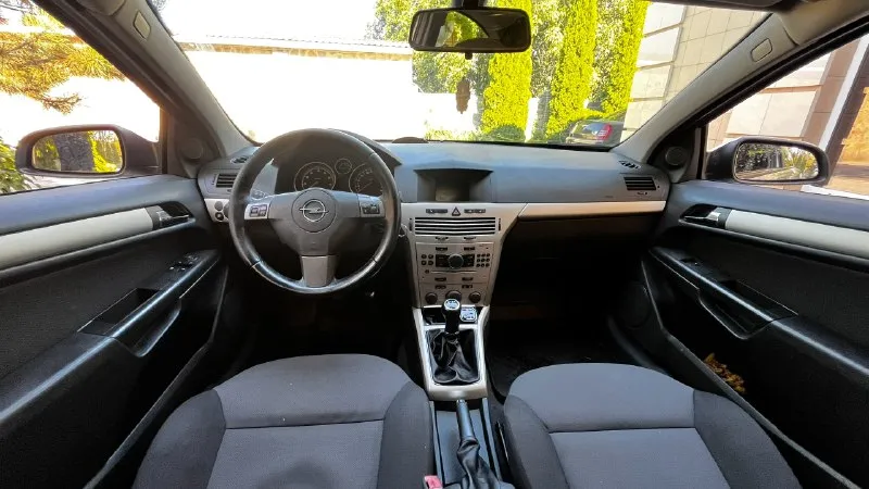 ✔️в продаже 🏎️ opel astra gtc 🐎 1.8 🕹️кпп механика ✔️год выпуска 2008 🇷🇺рф учёт любой вид переоформление ✔️хорошая комплектация, подогрев передних сидений, электро регулировка зеркал, мульти руль, датчик света-дождя. 💰цена 530.000 тысяч рублей торг номер:+79494821415 так же на этом номере (telegram) 📞 звоните: +7(949)4821415 - фотография - 6