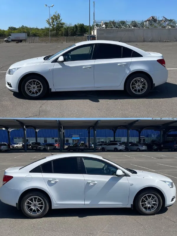 Продам шевроле круз 2011г с родным пробегом 127тыс в отличном состоянии цена 860тыс. ❗️ без дтп, кузов в родном окрасе, без каких либо вмятин, царапин и других дефектов салон в отличном состоянии, по фото видно 1 владелец, куплена в 2012 году в салоне, учет на мне стекла родные кондиционер холодит отлично подогрев передних сидений самый надежный двигатель 1.6 на механике салон в течении всего времени эксплуатации был в чехлах (заказывали специально под него), под ними новые сиденья грм новый, был заменен на пробеге 120тыс со всеми роликами и помпой заменено масло в коробке масло в двигателе всегда менялось на 8тыс км. новые тормозные диски и колодки состояние машины сел и поехал, ничего менять не нужно звонить по номеру +79494129599 г. донецк - фотография - 3