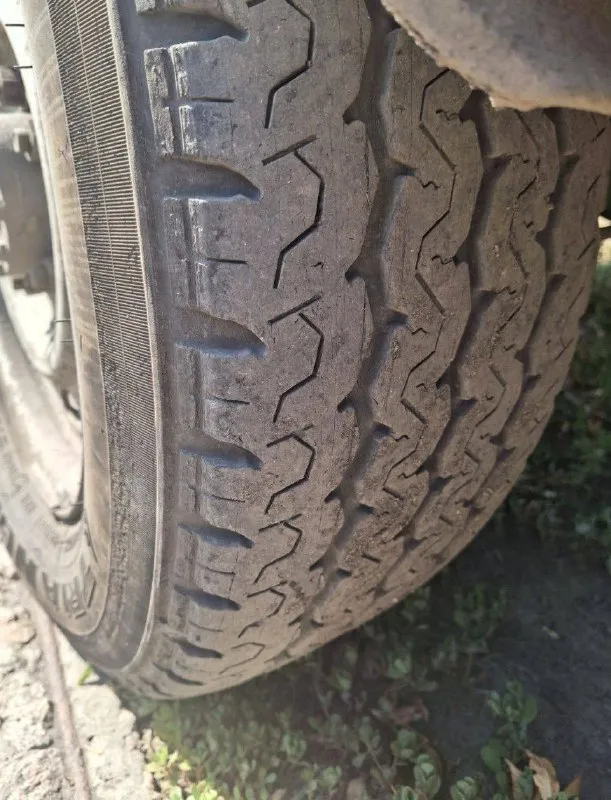 Продам газ 2752 ( соболь) 1999 года газ/ бензин капиталка двигателя, новая голова, новый аккумулятор, поменял достаточно много. резина проехала 3000 без дыр. желательно настроить карбюратор! заводится легко. менял на кордане подшипники и криставины. по электрике всë работает. хочу 300 тыс, торг небольшой присутствует. все вопросы по телефону + 79493295579 продажа по тех паспорту, связь с хозяином есть! 📲 tg: @dmitrieva_s 📞 звоните: +7(949)3295579 - фотография - 3