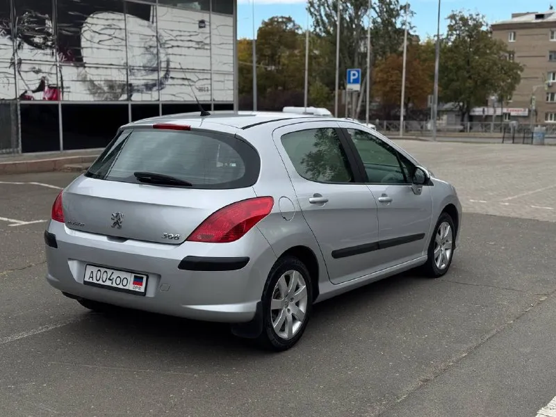 Продам peugeot 308 2008 год автомобиль местный, не пригон, был куплен в автосалоне в донецке, за все время два хозяина! без дтп в отличном состоянии для своих лет! двигатель бензин 1.6, классический автомат климат контроль(заправлен работает)esp abs, гур, подогрев сидений,4 электростеклоподъемника пробег 169 тыс км 💰цена: 420.000 г. донецк +79493690225 - фотография - 6