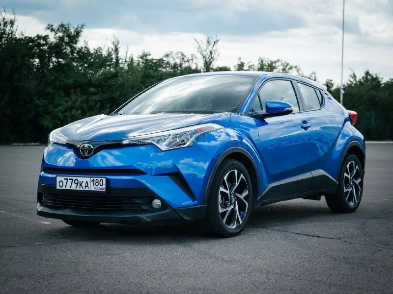 Toyota c-hr, 2018, 2.0 автомат, 31000 км. состояние нового автомобиля. технически в отличном состоянии. хорошая комплектация, бесключевой доступ, система запуска старт-стоп, раздельный климат-контроль, подогревы сидений, датчик света с автоматическим дальним светом, активный круиз-контроль, удержание в полосе, датчики слепых зон, диски r18. возможно оформление в кредит. возможен обмен. более детально по телефону. цена - 2.150.000 р. +79493250509 - фотография - 3