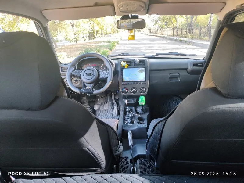 🚀🚀🚀продам🚨🚨🚨 лада нива 212140, 2023 г. в., пробег 55000 км. на рф учёте, по птс я 3 - й владелец. автомобиль в максимальной комплектации, abs, гур, электро подъёмники передних стекол, кондиционер, подогрев передних сидений, установлена сигнализация, мульти руль, автомагнитола teyes, камера заднего вида + регистратор, хорошая аудио подготовка, звучит достойно, обесшумлена в круг. автомобиль вовремя обслуживался, по бездорожью не передвигался. масло менялось каждые 7000 км. расход по городу 10 литров, по трассе 8.5 км. , салон в отличном состоянии, автомобиль в родном окрассе 100%. коробка, мосты, раздатка в идеальном состоянии. цена 1000000 🍋. возможна продаже с номерами, обсуждается отдельно. продажа связана с приобретением другого авто, классом выше. телефон для связи +79495180563, территориально г. донецк. - фотография - 6