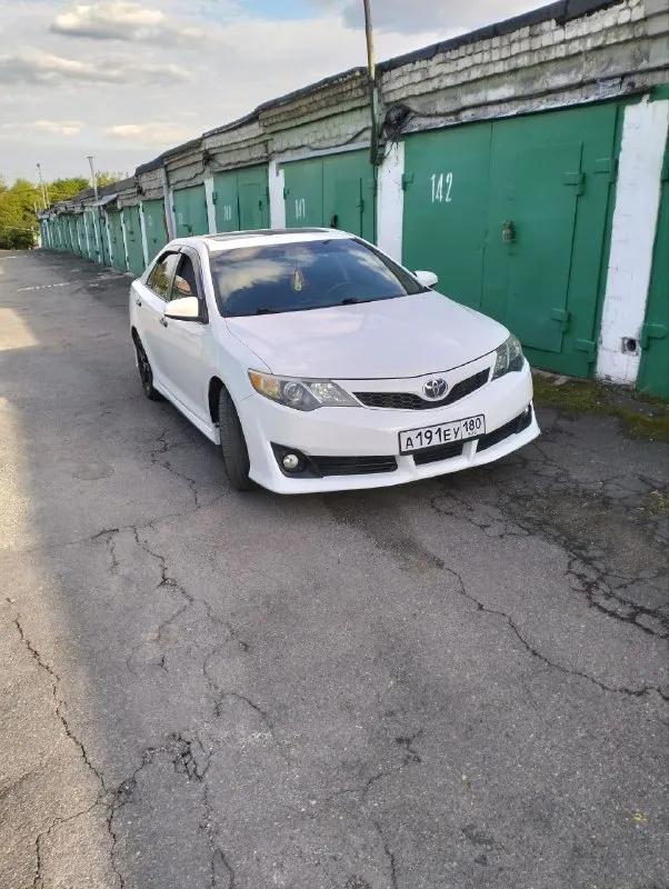 Продам toyota camry 2013 г. в. двигатель 2.5 пробег 77779 миль. в одних руках с 2022 года, я хозяин.... - фотография