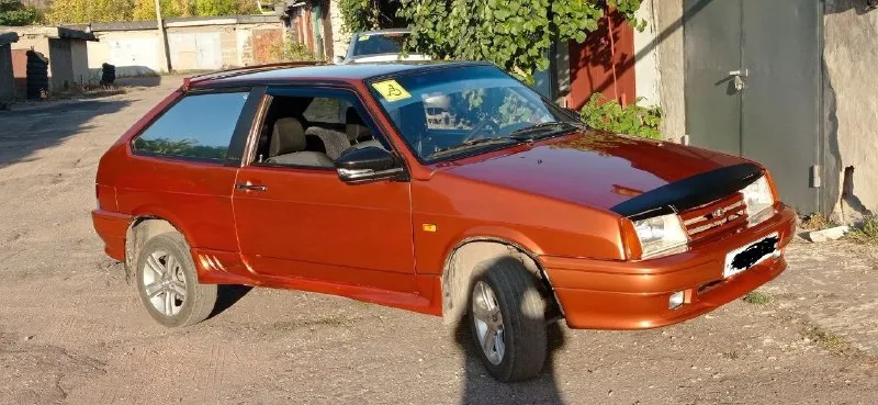 Продам ваз 2108 1.5л карбюратор. , 5 ступка. машина на газу (вписан в тех. паспорт) бак таблетка под запаску, , запаска докатка. по машине : сделан кап ремонт двигателя 1тыс. назад новая голова, новая коробка, новые крылья, двери, задняя крышка багажника + стекло + резинки, новые бампера, торпеда с bmw 3, кресла mazda cx5, стеклоподьемники, в фарах линзы хела с электро регулировкой, два комплекта хорошей резины зима/лето все на титанах, полностью поварена, обработана ( днище, ланжероны и т. д.), обешумлена. по машине много чего сделано для удобства и комфорта все расскажу покажу, все подробности по телефону, любые проверки, за машину не стыдно. машина на мне на учет станет, могу присутствовать в мрэо. кто ищет авто с которым не нужно морочит голову - это оно. приезжайте смотрите. цена - 260 000р. торг возле капота. олег + 7 949 359 15 48 📞 звоните: +7(949)3591548 - фотография - 7