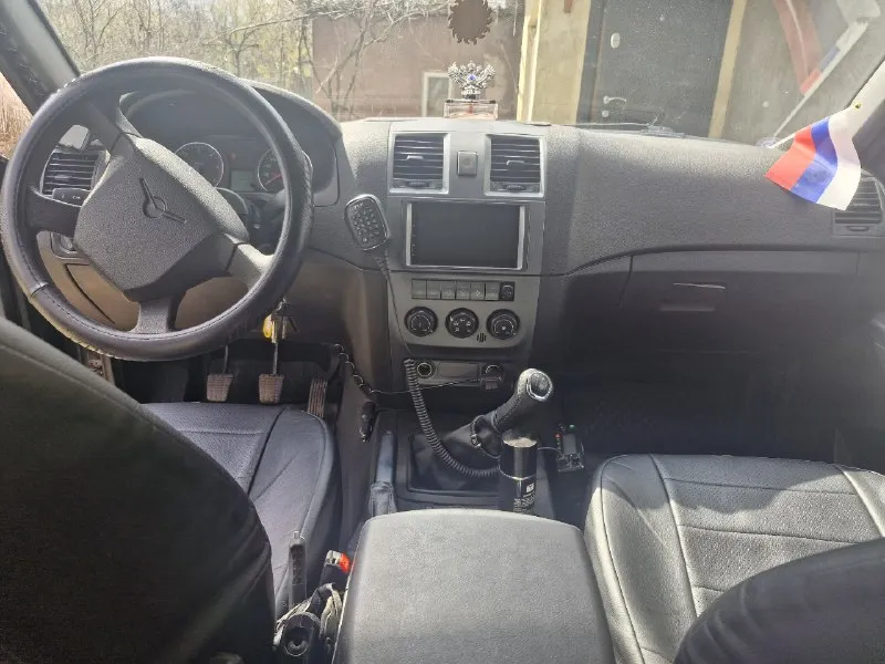 2016 год рождения. в эксплуатации с 2017. - учёт 180 - газ/бензин. - по мотору и коробке нареканий нет, всё ровно. бодрый, без пинков. - 18 диски. лето и зима – два комплекта резины. запаски нет. - печь и кондиционер работают штатно. - реальный пробег 150тыс + - есть новая сигналка (старлайн а93 в2) не установлена. вопросы имеются, но ничего критического. в целом, состояние хорошее. за патриот прошу 750тыс, с торгом. больше фото и видео при обращении. 7 949 5 036 036, руслан. обращаться лучше в телеграмм. 📞 звоните: +7(949)5036036 - фотография - 5