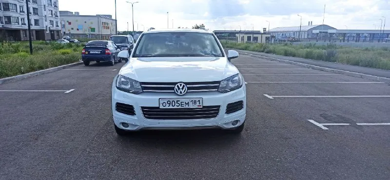 Продам второго туарега 2012 года. 3.6 бензин. 227 т. пробега. на пневме. автомобиль в очень хорошем... - фотография