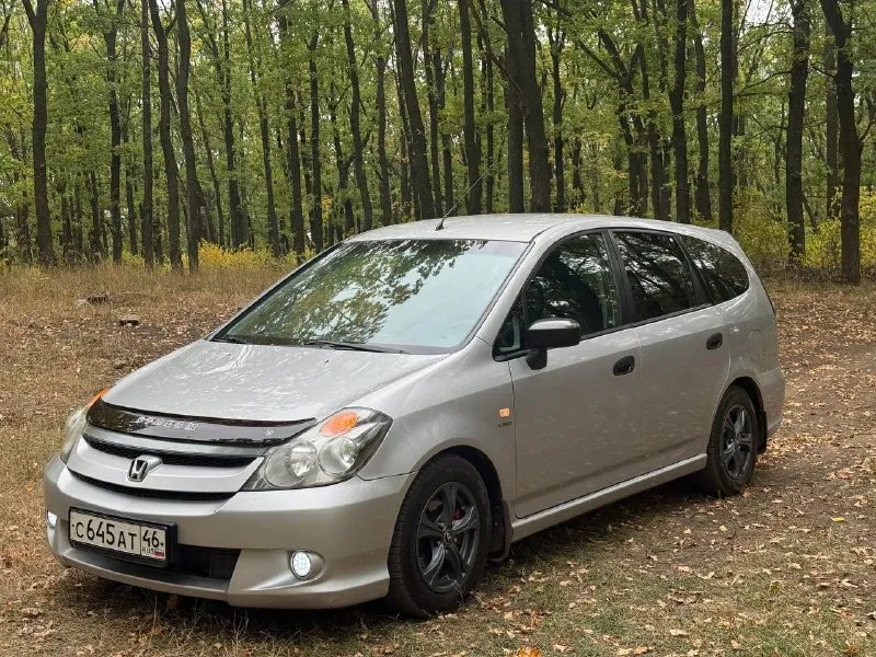 В продаже : honda stream, рестайлинг, 2004 г. в, полноценный 6-и местный “минивэн“, но, если заменит... - фотография