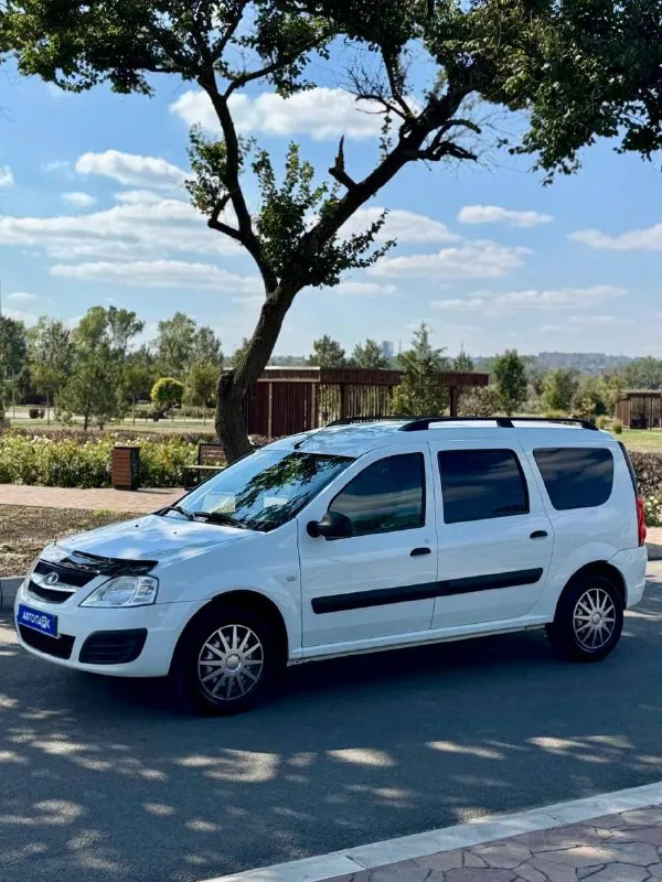 🚘 lada largus 💰цена: 750 000р 🏢город: мариуполь 📅год выпуска: 2018 🧾пробег: 164 573 км. ⚙️двигатель: 1.6 16v. ⛽топливо: бензин ⚙️кпп: механика 📞 телефон: +7-949-727-41-51 +7-989-263-55-56 +7-949-551-91-52 💾 описание: всеми любимый, очень над. .. " style="background-image:url('//telegram. org/img/emoji/40/e29c85.png')">✅ один владелец. ✅ заводской краска (один косметический подкрас) ✅ 1.6 16-ти клапанный. ✅ южная эксплуатация. двигатель 1.6 16-ти клапанный, очень надежный, шустрый и не прихотливый, коробка переключает идеально. ходовая часть отличная. салон в отличном состоянии. ✅ кондиционер, подогрев сидений, две подушки безопасности, два электро стеклоподъемника, гур, abs, центральный замок, магнитола с bluetooth, сигнализация с автозапуском и управлением через смартфон. улица шевченко 2️⃣6️⃣9️⃣ 🏦 возможна продажа в кредит по двум документам. - фотография - 3