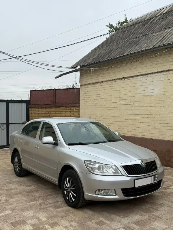 В продаже skoda octavia a5,1.4 amt,2011 года, с пробегом 114 тыс, у машины 1 хозяин, очень бережная... - фотография