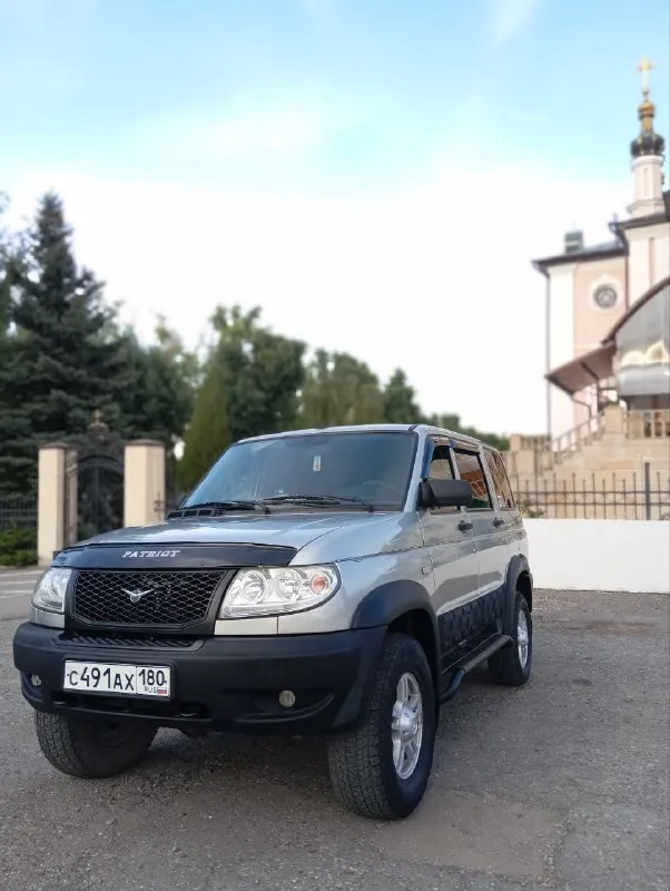 Продам уаз патриот 2014 г двигатель 2,7 пробег 124000 тысяч комплектация с кондиционером есп гур автомобиль в отличном техническом состоянии мотор, коробка, раздатка, блокировка все работает как нужно дополнительно установленная качественная 2 диновая магнитола, динамики провода под сабвуфер выведены в багажник. кому реально нужен хороший внедорожник, пишите звоните осмотр донецк цена : 799 т. р. тел :+79494928738 - фотография - 7