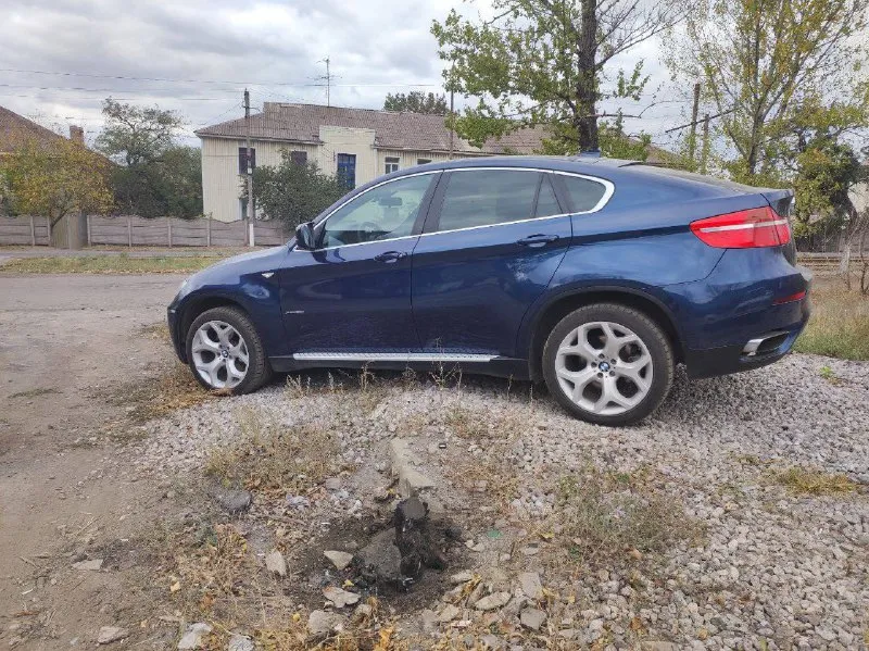 Продам бмв объём 4'4 год 2008 в хорошем состоянии безключевой доступ, доводчик дверей осмотр енакиев... - фотография