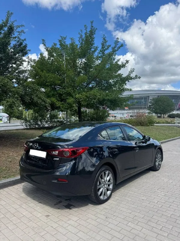Продажа mazda 3 год: 2018 : 2.5 надежная коробка aisin. пробег : 95 000 км. хорошая комплектация. бесключевой доступ. старт/стоп. двух зонный климат. слепые зоны. carplay. кожа в отличном состоянии. машина полностью обслужена. 1 650 000 р (торг) +79493237852 📞 звоните: +7(949)3237852 - фотография - 2