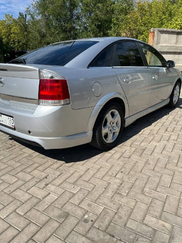 Продам opel vectra c 2007г 1.8 (140л. с.)пробег 191000км opc-line состояние хорошее комплектация-4 стеклоподъемника, 2хзонный климат датчик света, дождя круиз контроль стоят хорошие лед линзы, светят отлично андроид магнитола с хорошей музыкой камера заднего вида стоит гбо оформлена на меня цена 580 000р. есть торг +79493353942 либо на этом номере телеграмм осмотр горловка, енакиево - фотография - 2