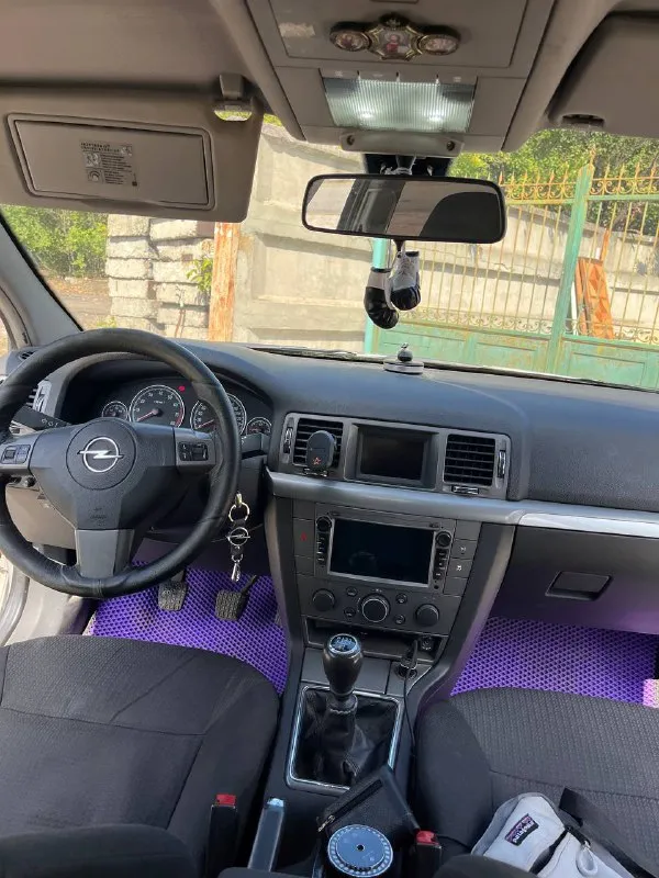 Продам opel vectra c 2007г 1.8 (140л. с.)пробег 191000км opc-line состояние хорошее комплектация-4 стеклоподъемника, 2хзонный климат датчик света, дождя круиз контроль стоят хорошие лед линзы, светят отлично андроид магнитола с хорошей музыкой камера заднего вида стоит гбо оформлена на меня цена 580 000р. есть торг +79493353942 либо на этом номере телеграмм осмотр горловка, енакиево - фотография - 5