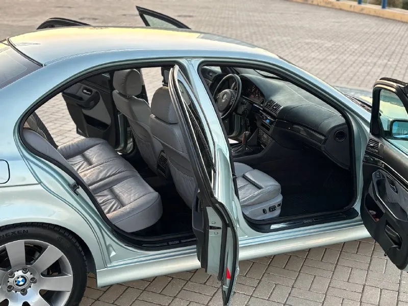 Bmw 520i 2001 год выпуска пробег 180 000км!! пробег подтверждённый мотор m54 2.2 170лс коробка автомат 5ст двухзонный климат контроль эл. сиденья подогрев сидений эл. зеркала м руль салон recaro e39 это пик машиностроение!(для меня) кузов очень живой красивый и ровный! мотор без расхода масла всю жизнь проехал на liqui moly маливден коробка переключает как новая! автомобиль в отличном состоянии! в первозданном виде! в красивом цвете мята диски r18 второй комплект дисков с новой резиной r16 в подарок хорошим людям!) акустика:каждая колонка каждая пищалка работает установлен процесорный pioneer ! адаптивный свет цена 790 000₽ остальные вопросы по телефону: +79496361868 (телега) +380681107552 (воцап телега) - фотография - 9