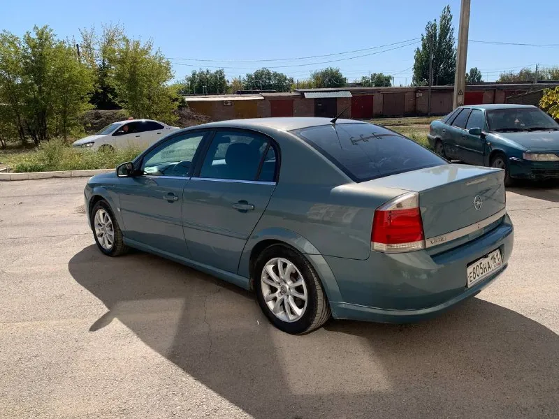 Цена: 620 000₽ быстрым торг продаю опель вектра год: 2008г мотор: 1.8. пробег 232 круиз контроль, мультируль, датчик света, датчик дождя, в полной комплектации своего года выпуска хорошая музыка, монитор двигатель в полном порядке, работает как часы, без стуков коробка работает ровно как нужно, без хрустов осмотр г. донецк стс/птс - оригинал, любое переоформление +79494593616 +79010007030 - фотография - 6