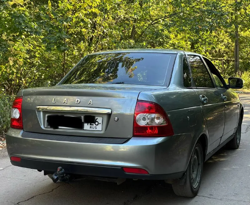 Продам приору 2010г. я собственник. авто в хорошем состоянии. без ржавчины и гнили! срочных вложений не требует! мотор коробка ходовая на 5/5. остальные вопросы по телефону +79494076288. telegram: +79614413558. звоните/пишите, связь очень слабая! цена 395.000т. р торг. - фотография - 3