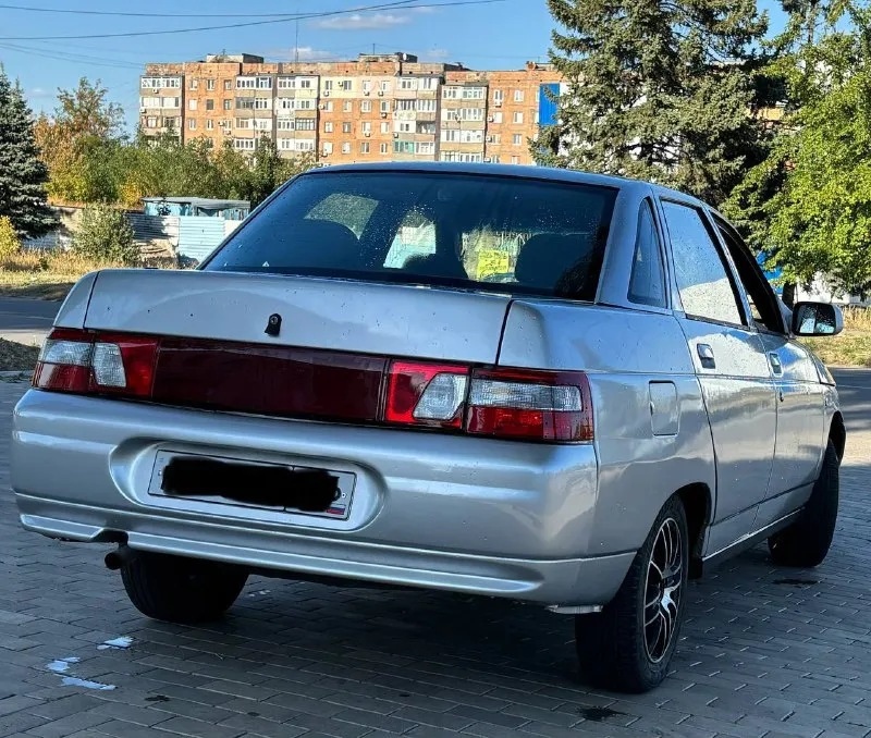 Продажа от собственника ваз 2110 2006г. в очень хорошем состоянии для своего возраста! мотор коробка без нареканий! ходовая часть в норме. днище пороги стаканы все целое! по кузову без ржавчины рыжиков и прочих нюансов! остальные вопросы по телефону! тел +79494076288. telegram: +79614413558. звоните/пишите, связь очень слабая! цена 305.000т. р торг. - фотография - 3