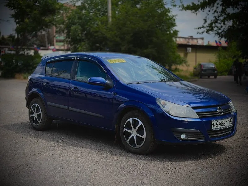 ❗️❗️❗️450.000 руб❗️❗️❗️ продажа от собственника. opel astra h 1.6 twinport 2005 г. в. 105 л/с, мкпп. 257.500 км. пробега. был проведен капитальный ремонт двс на 241.000 км. (не прошлым хозяином, а лично мной) новое сцепление, масло в двс менялось 3.000 км. назад. машина в хорошем состоянии, каждый день на ходу. ухоженный салон, летом менялось лобовое стекло. по комплектации: датчик света; датчик дождя; кондиционер (холодит на 5+); печка (новые радиаторы, всю зиму грела отлично); круиз контроль; передние электро стеклоподъемники; переоформление без проблем. место осмотра г. енакиево. телефон для связи +7(949)350-57-46 цена 450.000 руб. 📲 tg: @kostomarovsss 📞 +7(949)3505746 📲 tg: @kostomarovsss 📞 звоните: +7(949)3505746 - фотография - 2