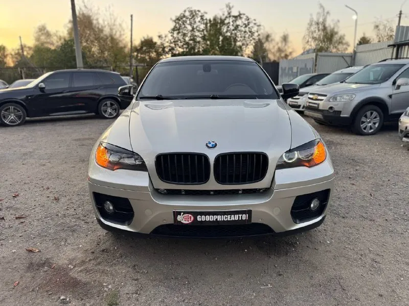 В продаже🚗 bmw x6 год выпуска:2010 мотор:3.0 пробег:250.000 автомобиль в отличном состоянии готов к... - фотография