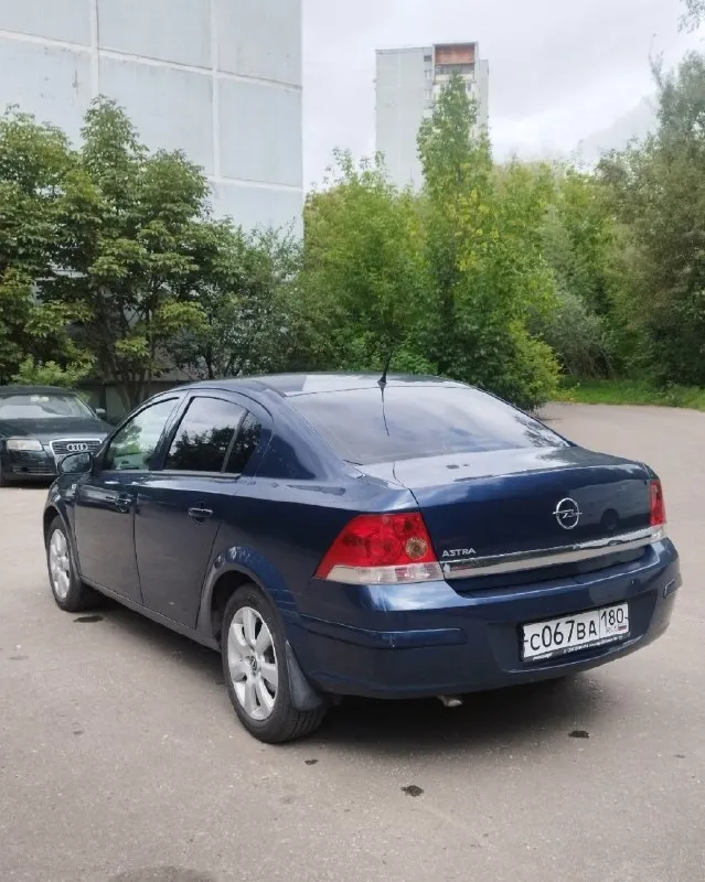 💥💥💥 opel astra h💥💥💥. год:2012. объем:1.8 (140л. с). коробка: механика. пробег: 234.000км родной. птс: оригинал. автомобиль в отличном состоянии, ни каких вложений не требует. двигатель работает идеально, без посторонних шумов, не троит, не дымит, масло не расходует, полностью обслужен. ходовая часть отрабатывает как положено, ни чего не стучит, не гремит и т. д. коробка не убиваемая механика, все скорости на месте, сцепление свежее. кузов как на фото, смотрится отлично, весь в заводской краске, есть жизненные коцки авто не новое. комплектация хорошая, есть все для комфортной и безопасной езды, подогрев сидений, кондиционер, сигнализация с автозапуском, два компле 📞 звоните: +7(903)1505300 - фотография - 6