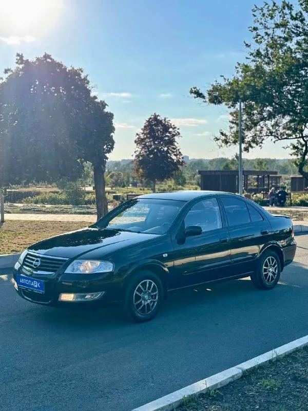 🇯🇵 nissan almera classic 💰цена: 670 000р 🏢город: мариуполь 📅год выпуска: 2007 🧾пробег: 78 414 км. ⚙️двигатель: 1.6 ⛽топливо: бензин ⚙️кпп: механика 📞 телефон: +7-949-727-41-51 +7-989-263-55-56 +7-949-551-91-52 💾 описание: nissan almera classic — идеальный выбор для тех, кто ищет надёжный и практичный автомобиль. этот седан отличается элегантным дизайном и просторным салоном. ☑️ настоящая капсула времени ☑️ два владельца, птс оригинал. ☑️ оригинальный пробег 78 000км. ☑️ отличное состояние кузова, без коррозии, без дтп, несколько косметических подкрасов. комплектация 👍 : кондиционер, гур, abs, птф, центральный замок, подогрев сидений, eva коврики, хорошая резина на литых дисках, полный электропакет. улица шевченко 269 🏦 возможна продажа в кредит по двум документам. - фотография - 3