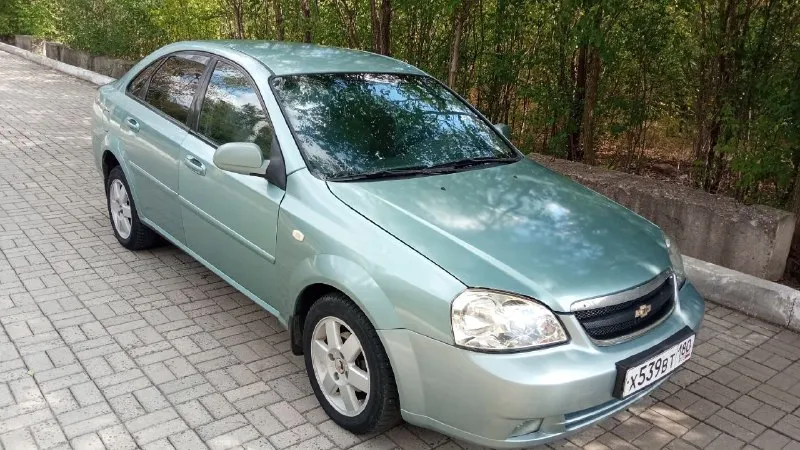 Продам chevrolet lacetti 2004 год, коробка автомат, двигатель 1.8 бензин, газ. пробег: 212 000 цена: 525.000 возможен обмен. подробнее по телефону: +79495067001 - фотография - 3