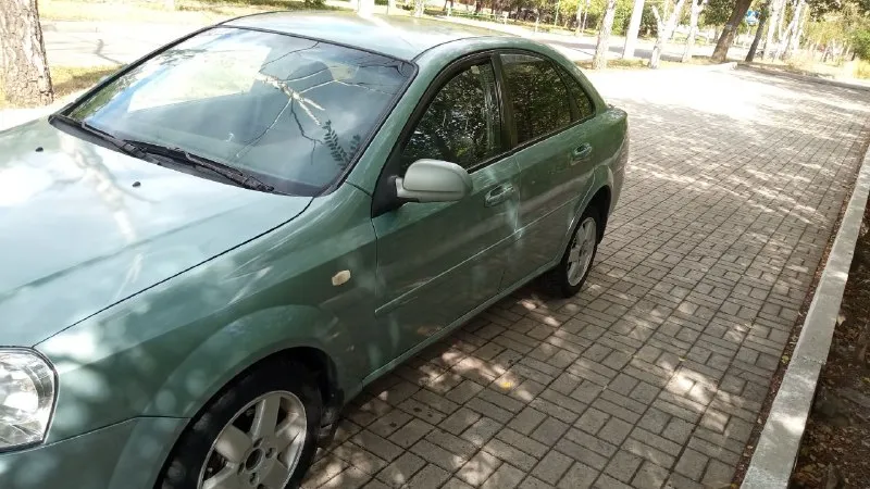 Продам chevrolet lacetti 2004 год, коробка автомат, двигатель 1.8 бензин, газ. пробег: 212 000 цена: 525.000 возможен обмен. подробнее по телефону: +79495067001 - фотография - 6