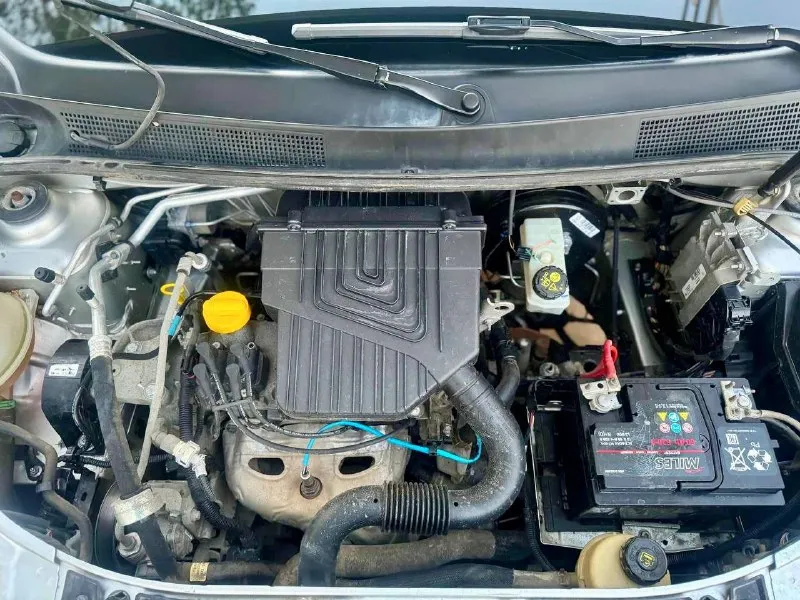 🇫🇷 renault logan 💰цена: 720 000р 🏢город: мариуполь 📅год выпуска: 2016 🧾пробег: 151 677 км. ⚙️двигатель: 1.6 8v ⛽топливо: бензин ⚙️кпп: механика 📞 телефон: +7-949-727-41-51 +7-949-551-91-52 +7-989-263-55-56 💾 описание: ✅ техническая часть на 5+ ✅ два владельца, птс оригинал. ✅ заводские стёкла, включая лобовое с подогревом. 🚙 двигатель k7m 1.6 8v. самый простой и надежный в линейке, ходовая без посторонних звуков, мягкая, высокий клиренс. салон в отличном состоянии. ❄️ кондиционер (холодит шикарно), усилитель руля, abs, 2 подушки безопасности, полный электопакет, подогрев сидений и лобового, птф, магнитола с bluetooth, литые диски на новой резине. улица шевченко 2️⃣6️⃣9️⃣ 🏦 возможна продажа в кредит по двум документам. - фотография - 7