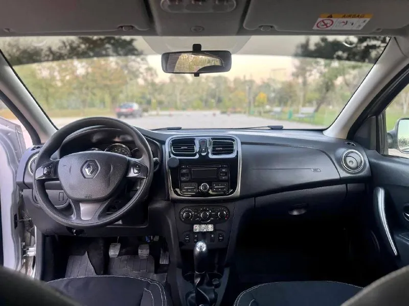 🇫🇷 renault logan 💰цена: 720 000р 🏢город: мариуполь 📅год выпуска: 2016 🧾пробег: 151 677 км. ⚙️двигатель: 1.6 8v ⛽топливо: бензин ⚙️кпп: механика 📞 телефон: +7-949-727-41-51 +7-949-551-91-52 +7-989-263-55-56 💾 описание: ✅ техническая часть на 5+ ✅ два владельца, птс оригинал. ✅ заводские стёкла, включая лобовое с подогревом. 🚙 двигатель k7m 1.6 8v. самый простой и надежный в линейке, ходовая без посторонних звуков, мягкая, высокий клиренс. салон в отличном состоянии. ❄️ кондиционер (холодит шикарно), усилитель руля, abs, 2 подушки безопасности, полный электопакет, подогрев сидений и лобового, птф, магнитола с bluetooth, литые диски на новой резине. улица шевченко 2️⃣6️⃣9️⃣ 🏦 возможна продажа в кредит по двум документам. - фотография - 8