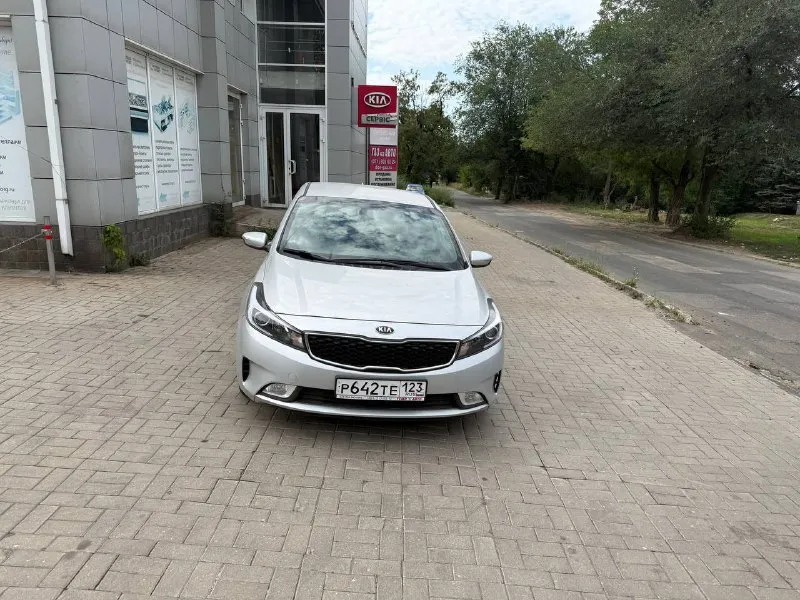 Kia cerato 2017 2.0 at 33000km вся в родной краске. состояние нового автомобиля. осмотр донецк. +79493820939 📲 tg: @toxac4f 📞 звоните: +7(949)3820939 - фотография - 3