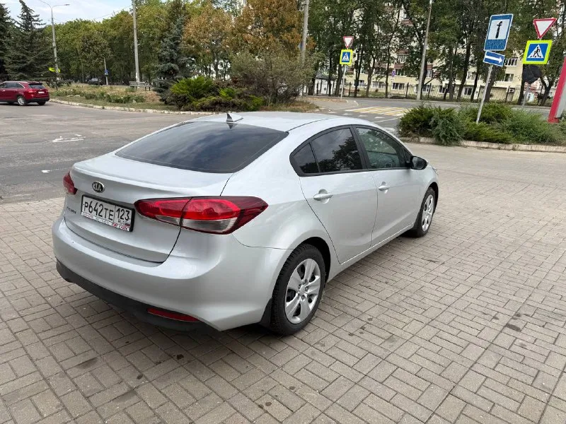 Kia cerato 2017 2.0 at 33000km вся в родной краске. состояние нового автомобиля. осмотр донецк. +79493820939 📲 tg: @toxac4f 📞 звоните: +7(949)3820939 - фотография - 5