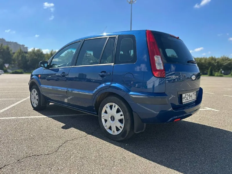 Продам форда. год 2008. пробег 146 тысяч. 1,6 автомат. не бит не крашен. в идеале. автотека вся зеленая. машина в мариуполе. цена 650 тысяч. все вопросы по телефону +79497081249 - фотография - 2