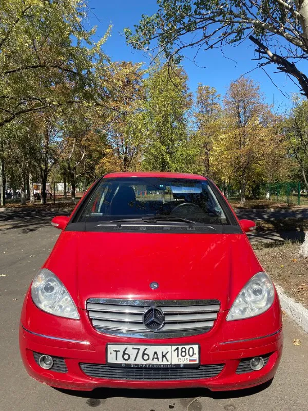 Продам! mercedes a170 2005 г. автомобиль в отличном состоянии! год выпуска 2005 пробег 140 тыс. двигатель 1.7 116 л. с. едет очень бодро 🔥🔥🔥 в отличном состоянии, не троит! не дымит! масло не расходует! коробка вариатор в отличном состоянии, заменена менее года назад, ещё на гарантии! отлично работает✅ ходовая в отличном состоянии! все заменено, кататься и кататься! нечего не стучит! не гремит! обслужен от и до! любые проверки в любом авто сервисе за ваш счет без проблем ✅✅✅ окна родные! и лобовое тоже родное✅ комплектация 👍 датчик дождя, датчик света, климат контроль, подогрев зеркал, авто складывания зеркал, парктроники передние и задние, магнитола андроид. цена 🔥🔥650.000₽🔥🔥 приезжайте на осмотр ✅ город донецк татьяна +79495923226 📞 звоните: +7(949)5923226 - фотография - 5