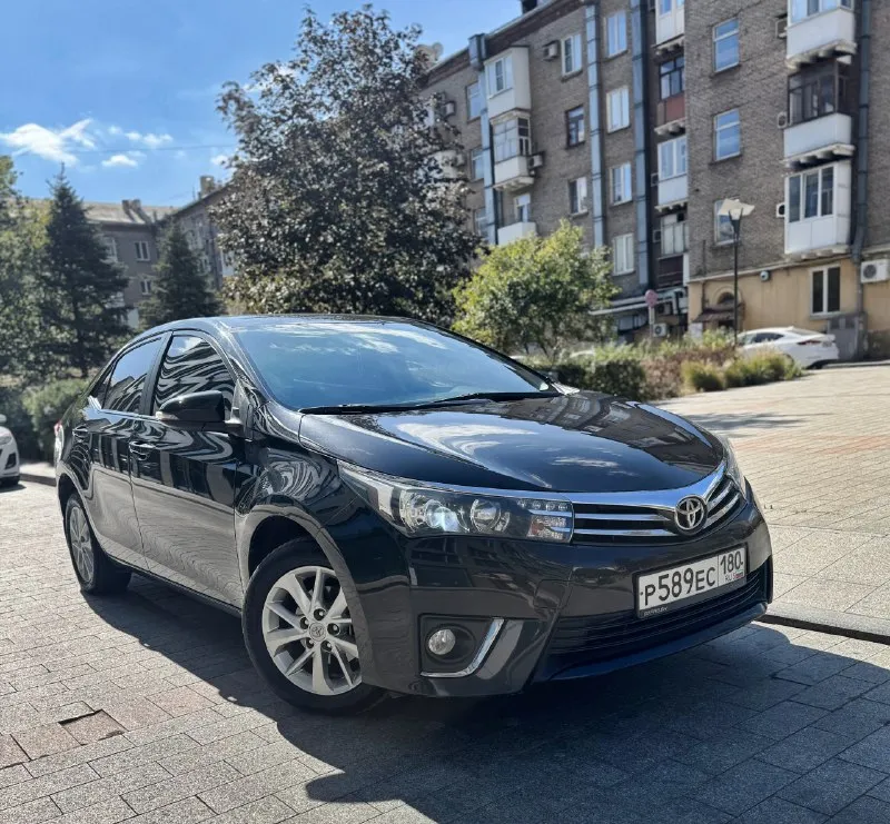 Продаю свой надежный автомобиль toyota corolla 2013, 1.6 cvt, style – ухоженный, с антикором и готов к зиме! 💰 цена: 1 450 000 ₽ торг у капота. 📲 +7(949)322-18-00 📍 осмотр и тест-драйв в удобное время г. донецк, шахтерск, торез, снежное. автомобиль полностью готов к эксплуатации! пробег 203 000 км. машина 2013 г, 3 владельца птс, приобретена в автосалоне toyota 23.01.2014г. в г. ростов-на-дону, есть сервисная книжка. на 180-м регионе я первый владелец в птс. автомобиль без вложений: ✅двигатель работает ровно, регулярная замена масла toyota масло, только поменял, отмечаю в журнале; ✅воздушный, топливный фильтры, свечи заменены; ✅кузов без ржавчины, провёл полную обработку; ✅вариатор cvt работает мягко, без пинков, обслуживал; ✅по подвеске все менялось вовремя; ✅подушки все на месте; ✅по опциям все необходимое есть: - кондиционер - подогрев передних сидений - хорошая оптика - жк-дисплей - управление на руле - камера заднего вида - carplay установлен - вместительный бага 📞 звоните: +7(949)3221800 - фотография - 4