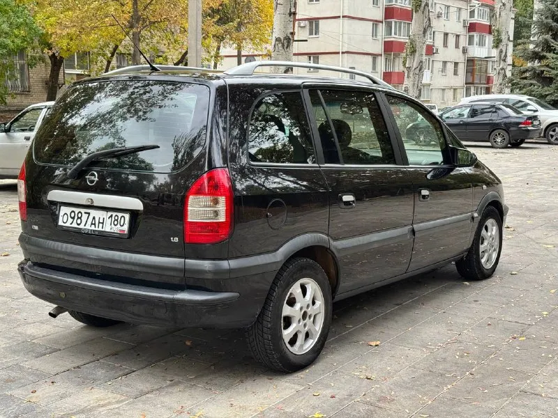 Opel zafira a 2003 года выпуска 1.8 бензин механика технически идеально вся обслуженная вложений не требует по кузову есть не большие недочеты все вопросы по тел +79493829905 цена низ рынка глупых вопросов не задавать 440.000₽ торг уместен - фотография - 3