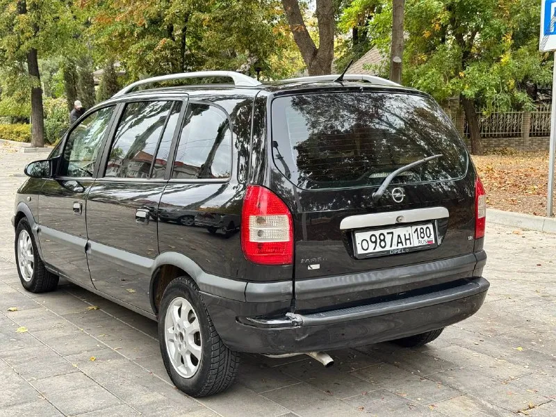 Opel zafira a 2003 года выпуска 1.8 бензин механика технически идеально вся обслуженная вложений не требует по кузову есть не большие недочеты все вопросы по тел +79493829905 цена низ рынка глупых вопросов не задавать 440.000₽ торг уместен - фотография - 4