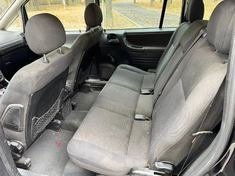 Opel zafira a 2003 года выпуска 1.8 бензин механика технически идеально вся обслуженная вложений не требует по кузову есть не большие недочеты все вопросы по тел +79493829905 цена низ рынка глупых вопросов не задавать 440.000₽ торг уместен - фотография - 5