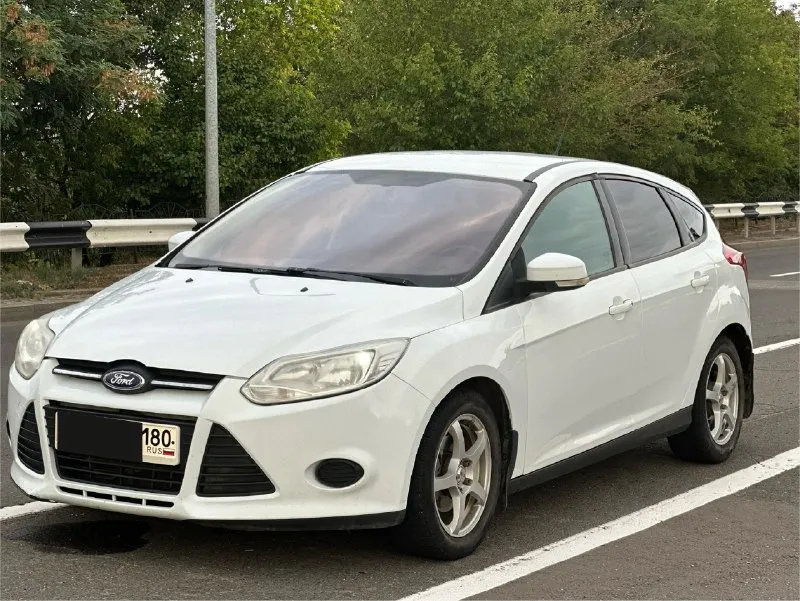 Супер цена !!! ford фокус 2012 1.6 механика, состояние отличное по всем параметрам, по кузову два окраса, все стекла завод, хорошая комплектация, по технике без вложений все работает отлично !!! цена срочная 600 тысяч без торга, донецк !!! есть обзор на автомобиль по запросу скину !!! +79494165691 звоните 📞 звоните: +7(949)4165691 - фотография - 2