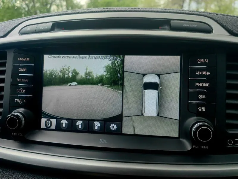 Kia соренто 2017год, чистый кореец(не америкос)2.0 литра, дизель, без единого подкраска весь в родне, пробег 130000.только продажа цена 2🍋500 тыс, остальное по тел: +79493012175 машина в донецке, всем удачи 📞 звоните: +7(949)3012175 - фотография - 7