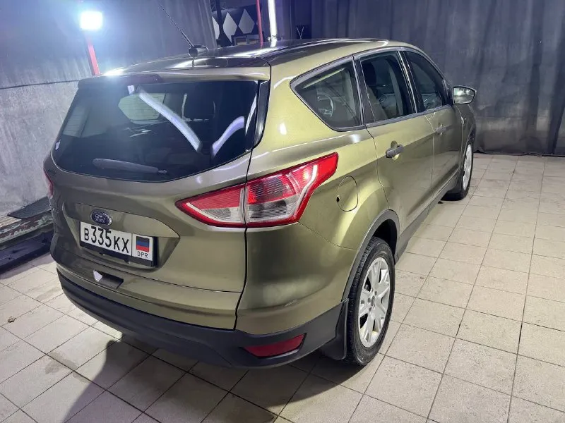 ✅ford escape (kuga) 2013 г. ✅один владелец, ✅атмосферный мотор 2,5л. ✅короба автомат 6ст. , ✅win :1fmcu0f73eub11529 ✅цена: 1 250 000руб. небольшой торг у капота +79497507295 - фотография - 3