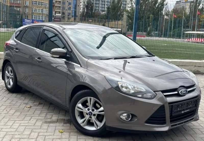 Продам ford focus 3 в идеальном состоянии, 2014 года выпуска, объём двигателя 1.6 125 л. с, коробка... - фотография