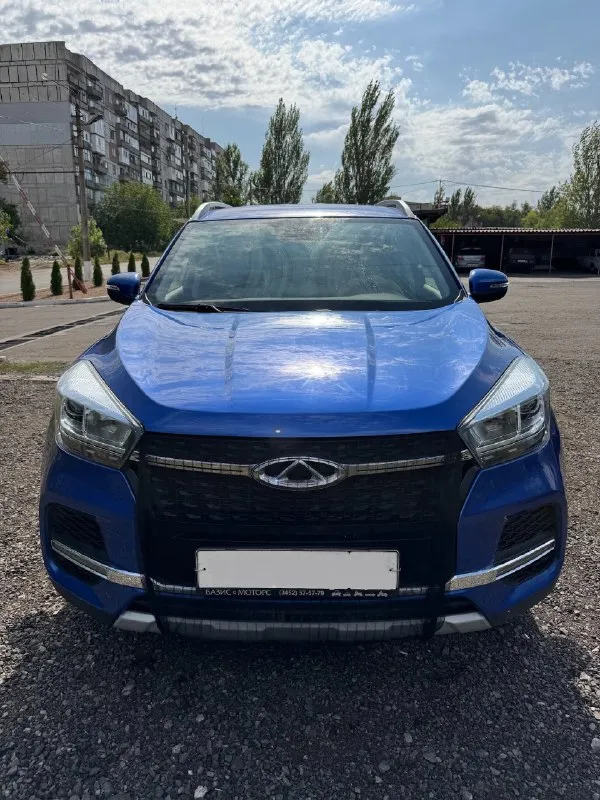 Продаю автомобиль chery tiggo 4 в идеальном состоянии, от первого владельца, 2021г. в., в предмаксимальной комплектации techno, пробег 45 000 км. двигатель 2,0л. (122 л. с.), коробка вариатор. комплектация включает в себя весь пакет зимних функций (подогрев лобового стекла, подогрев руля, подогрев передних и задних сидений, подогрев форсунок омывателя). автомобиль не имеет каких-либо ошибок и проблем. был один локальный окрас крышки багажника. цена 1.3 млн. руб. +торг. харцызск. тел. +79493418953 если не дозвонились, на этом номере telegram, whatsapp, мах. 📞 звоните: +7(949)3418953 - фотография - 5