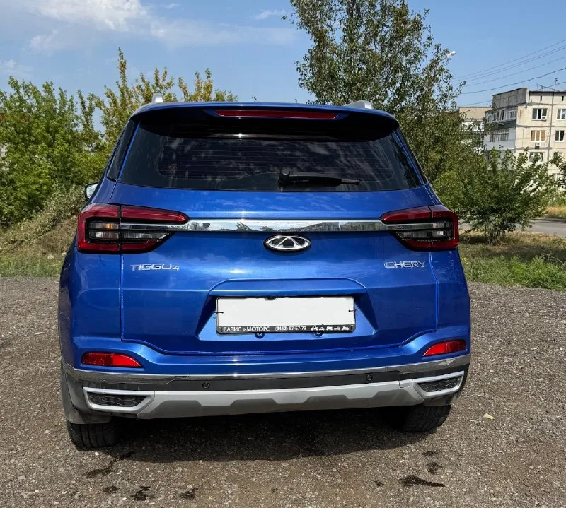 Продаю автомобиль chery tiggo 4 в идеальном состоянии, от первого владельца, 2021г. в., в предмаксимальной комплектации techno, пробег 45 000 км. двигатель 2,0л. (122 л. с.), коробка вариатор. комплектация включает в себя весь пакет зимних функций (подогрев лобового стекла, подогрев руля, подогрев передних и задних сидений, подогрев форсунок омывателя). автомобиль не имеет каких-либо ошибок и проблем. был один локальный окрас крышки багажника. цена 1.3 млн. руб. +торг. харцызск. тел. +79493418953 если не дозвонились, на этом номере telegram, whatsapp, мах. 📞 звоните: +7(949)3418953 - фотография - 6