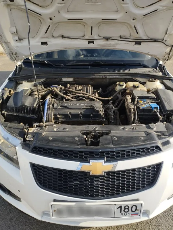 Продам автомобиль chevrolet cruze год выпуска: 2010 двигатель: 1.6 бензин коробка: механика 5 ст пробег авто: 205 тыс. км. авто в отличном состоянии, пробег родной. авто в исправно техническом состоянии. сел и поехал. по комплектации авто: abs, передние стеклоподъёмники, кондиционер, хорошая мультимедиа, качественная и т. д., всё перечислять не буду, кому интересно звоните, любые проверки на любом сто за вас счёт. запчасти всегда только оригинальные, бензин заливал только 95. машиной будете довольны. расход авто в городе 8-9л, трасса-6. цена : 799.000 рублей. возможен торг. город: донецк днр номер телефона: +7 949 3690053 📞 звоните: +7(949)3690053 - фотография - 7