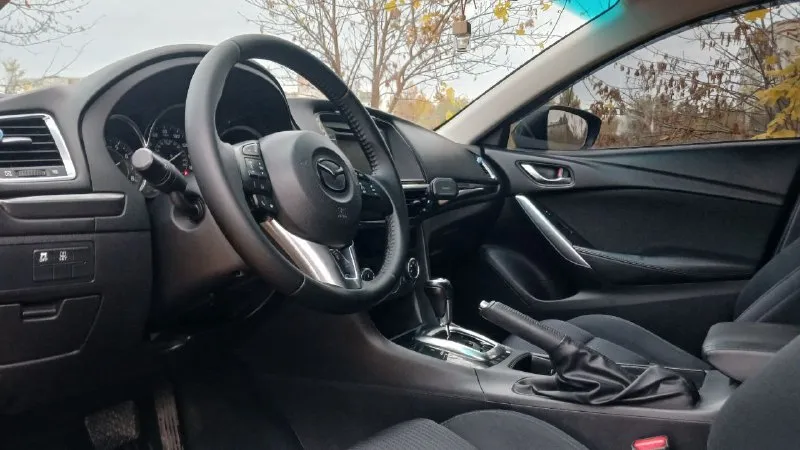 Продаётся личный автомобиль mazda 6 2012г. (по стс, в эксплуатации с 2014г. ) 2,5 (192 л. с. ) skyactiv коробка автомат пробег 129.000 мл. американка, были минимальные повреждения. комплектация: двухзонный климат, круиз, старт/стоп, безключевой доступ, камера заднего вида, мультируль, музыка bose и многое. ⚙масло менялось каждые 6т. км. (расходники на оригинал) резина новая, в комплекте также зимняя. пробег оригинал, любые проверки. vin по запросу. при покупке будете первым владельцем на учете рф🇷🇺 машинка просто🔥 цена 1 470 000 (торг реальному покупателю). +79493026441 +79493492340 📞 звоните: +7(949)3026441 - фотография - 10