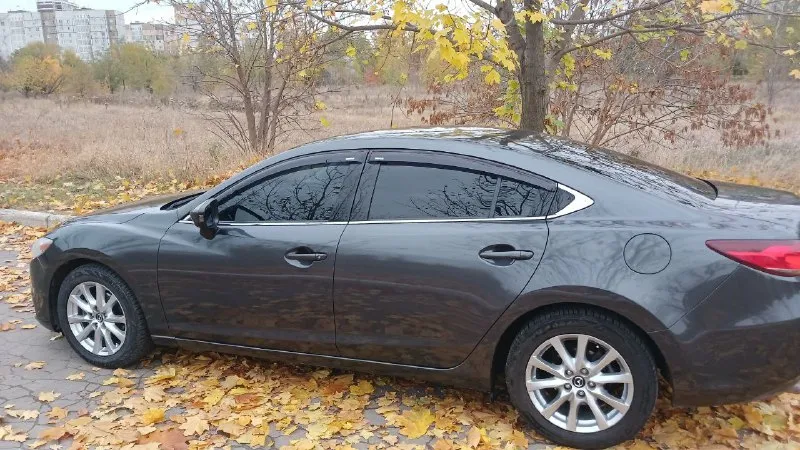 Продаётся личный автомобиль mazda 6 2012г. (по стс, в эксплуатации с 2014г. ) 2,5 (192 л. с. ) skyactiv коробка автомат пробег 129.000 мл. американка, были минимальные повреждения. комплектация: двухзонный климат, круиз, старт/стоп, безключевой доступ, камера заднего вида, мультируль, музыка bose и многое. ⚙масло менялось каждые 6т. км. (расходники на оригинал) резина новая, в комплекте также зимняя. пробег оригинал, любые проверки. vin по запросу. при покупке будете первым владельцем на учете рф🇷🇺 машинка просто🔥 цена 1 470 000 (торг реальному покупателю). +79493026441 +79493492340 📞 звоните: +7(949)3026441 - фотография - 9