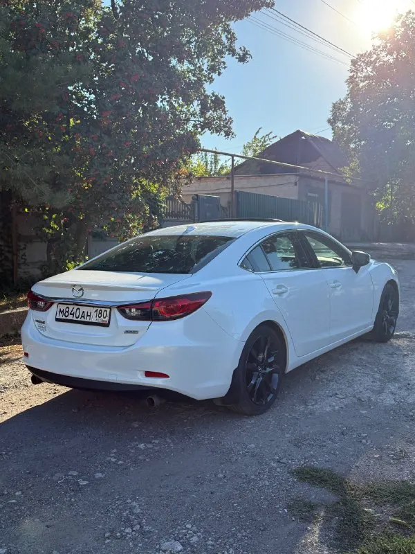 Продам mazda 6 2013 г. 2.5 grand touring (максимальная комплектация) ✅адаптивный круиз контроль (авто само разгоняется, держит дистанцию и тормозит) ✅датчики слепых зон с обнаружением и предупреждением о движущихся объектах при движении задним ходом ✅заводская навигация (видит камеры, прокладывает лучший маршрут, работает без интернета) ✅диски 19" ✅спойлер ✅люк ✅камера заднего вида ✅фары с afs ✅обогрев сидений ✅бесключевой доступ ✅эл. регулировка передних сидений с памятью ✅2х зонный климат контроль ✅старт/стоп ✅ датчики света/дождя/ давления в шинах ✅ bluetooth, aux, usb и многое другое пробег 202 000 км владею 3 года год назад делал ревизию ходовой в июле затянул фары и дистроник защитной полиуретановой пленкой так же красил диски порошковой краской в черный глянцевый цвет 2 комплекта резины, 2 комплекта ковриков (заводские резиновые и эваковрики) вин : jm1gj1w56e1113182 цена 1 650 000 руб (аргументированный торг только у капота) г донецк +79493471215 📲 tg: @ksshik7 📞 звоните: +7(949)3471215 - фотография - 8